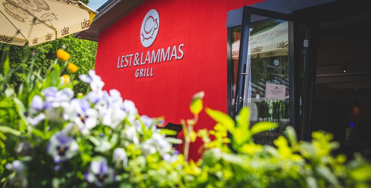 Hotel Kassari Puhkekeskus Käina Esterno foto