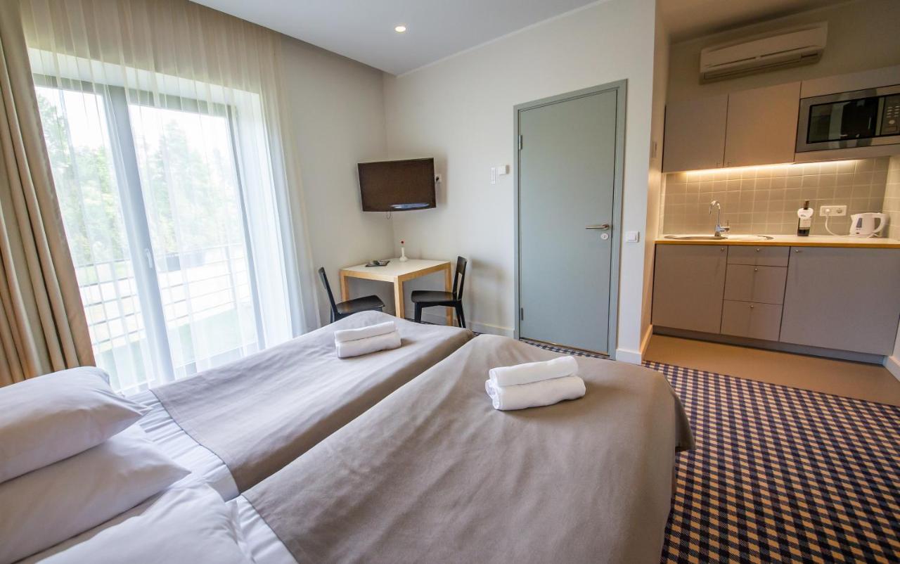 Hotel Kassari Puhkekeskus Käina Esterno foto