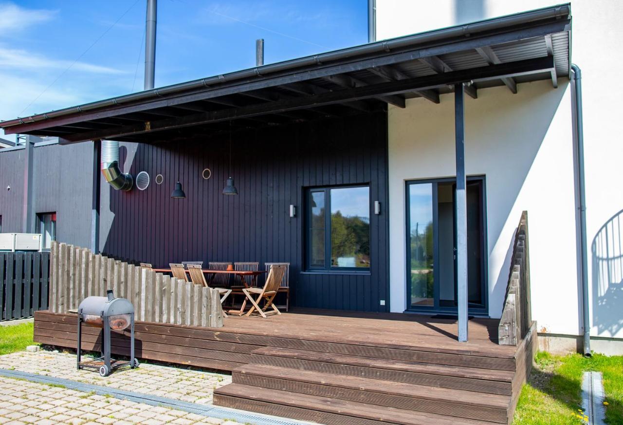 Hotel Kassari Puhkekeskus Käina Esterno foto