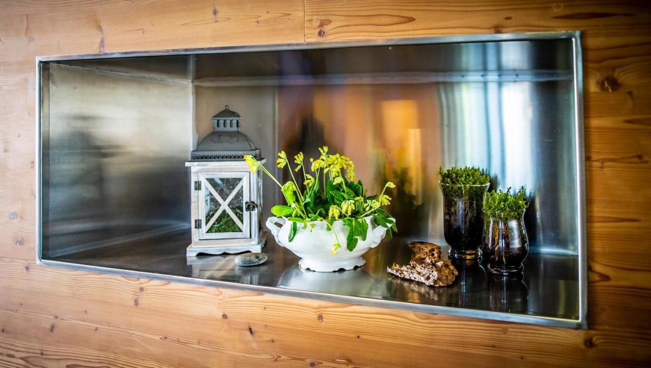 Hotel Kassari Puhkekeskus Käina Esterno foto
