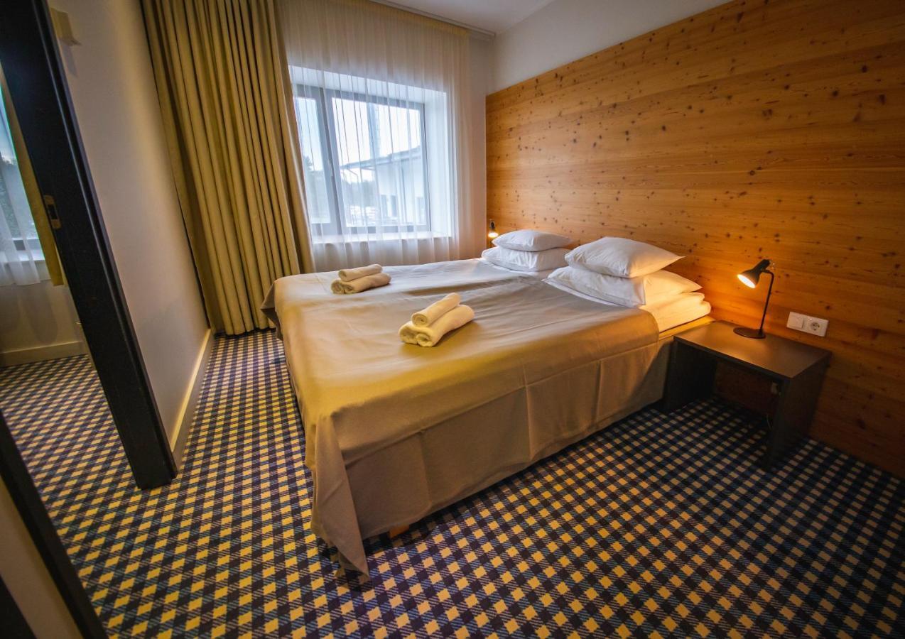 Hotel Kassari Puhkekeskus Käina Esterno foto